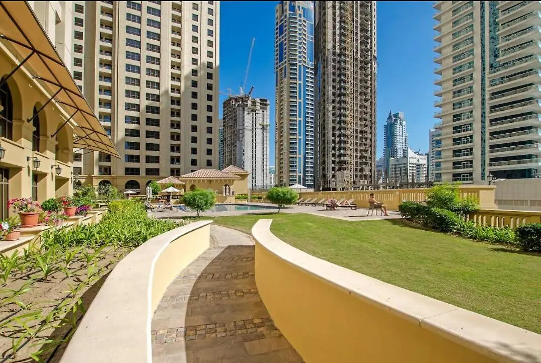 Sleek Marina 1Br Perfect For Families Apartamento Dubai